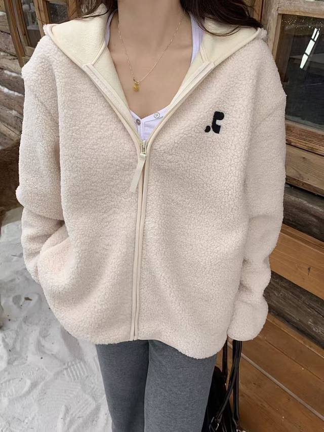 自家模特图 图片已保护 Rest&Recreation韩国小众经典刺绣Logo慵懒风羊羔绒连帽拉链外套 宽松休闲百搭 独家最高品质 模特图已保护 款号：5520