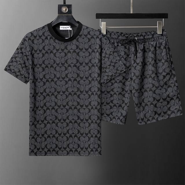 款号：A714# 2026年春夏新款男装休闲圆领短袖短裤套装，针织提花面料， 款式时尚又 帅气，面料舒适，做工严谨 ，走线工整。上身效果好 码数 M-3Xl 深