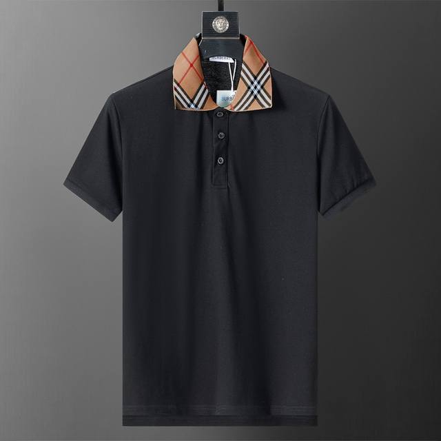 款号：A787# 2026年春夏官网同步新款翻领T恤，丝光珠地面料 领子格子提花螺纹 款式时尚 帅气，面料舒适，做工严谨 ，走线工整。上身效果好 码数 M-3X