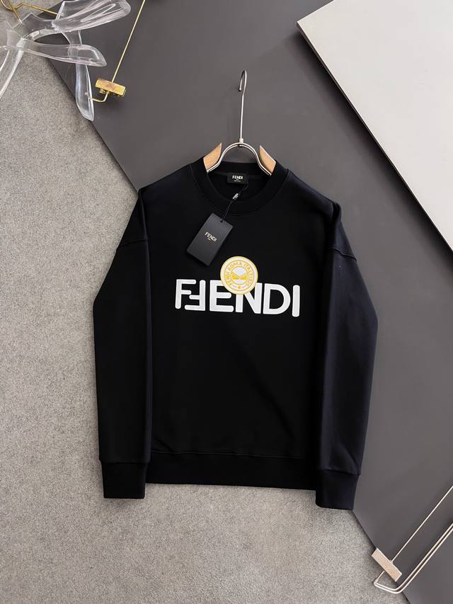 Fendi 芬迪 秋冬男女同款情侣款最新的贸易订单长袖卫衣，全品相！！网红款！工艺采用图案Logo压胶印花工艺设计！上身舒适透气，不僵硬，整体有着丰富的立体感，