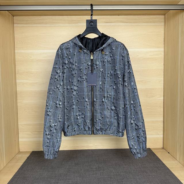 Lois Vitn 路易2025秋冬新款 千鸟对位方格双面穿外套 内老花提花面料 对位对格裁剪 五金原版开模 细节处理面料上身超级有型舒适 男女同款 工艺：双面