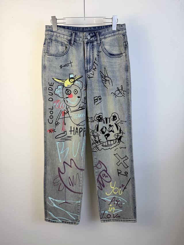 巴黎2025四季款宽松牛仔裤直筒长裤，潮流中的潮流轻奢主义 日常通勤穿搭必备单品 码数：28-40 下单报身高体重