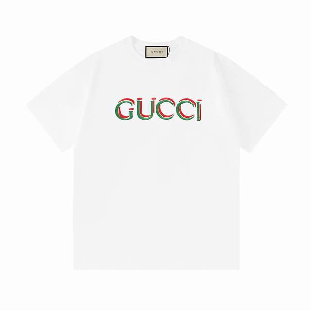 D］ Gucci 古驰 2026新款 官网同款 进口机高密度重叠刺绣红绿字母Logo 男女同款 短袖T恤 定制300克重100％双纱纯棉面料 定染32支双股螺纹