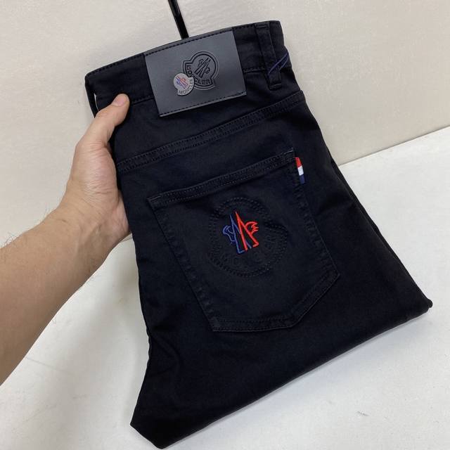 顶级版本 ［D］ 。2026春夏欧洲专柜新款 超A代购级别海外贸易公司订单货源，顶级原单高端男士定制时尚修身小直筒牛仔裤2923 颜色：重工艺炒沙洗水，图片色