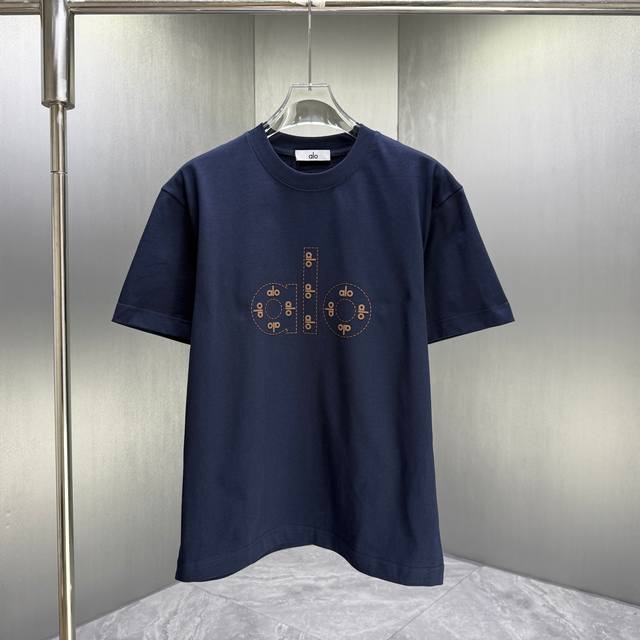 Alo * 2026春夏新款短袖T恤 定制纯棉字母Logo 立体发泡 颜色：黑色 白色 深蓝 深红 码数：S M L Xl Xxl