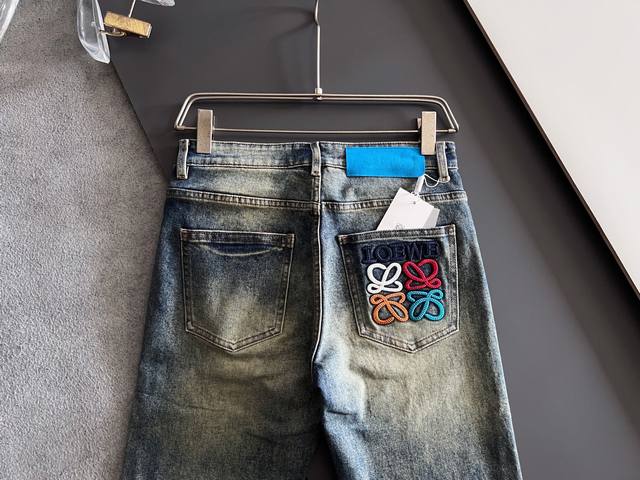 Loe*、2805重工水洗休闲牛仔裤，进口原版水洗弹力面料，舒适有弹性，独特设计，版型超正，舒适透气，档次极高，专柜品质，上身帅气十足，码数：29-40