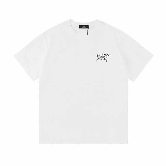Arc Teryx 始祖鸟 2026新款 翅膀骨架Logo 男女同款 短袖T恤 定制300克100％双纱纯棉面料 定染32支双股螺纹 领标吊牌主唛三标齐全 颜色