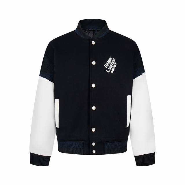 LV 25Ss彩色拼接束腰夹克取材柔软棉质针织， 为圆润廓形融入宽松肩部。斑斓罗纹点睛衣袖、衣领和下摆，胸前 Marque L.Vuitton DéposéE