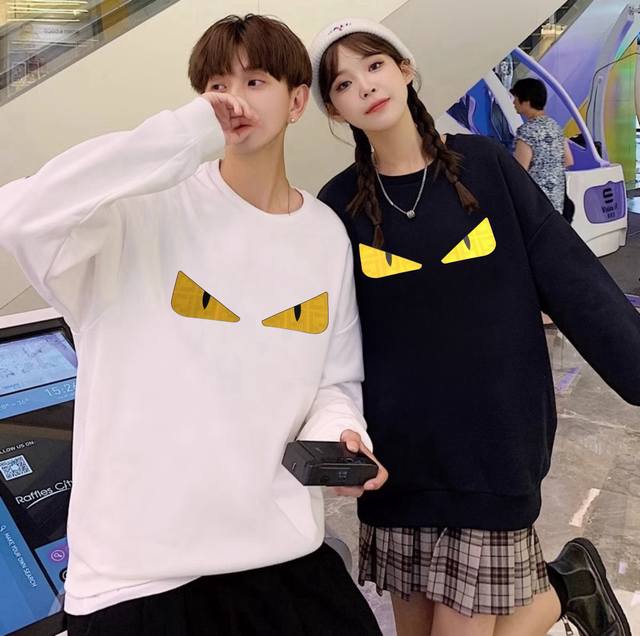 顶级代工品质 F8032 Fendi 芬迪 2025Ss秋冬季欧洲专柜新款 顶级原单时尚休闲长袖印花T恤卫衣。 -面料：420G双股大毛圈卫衣，配套460G纯棉