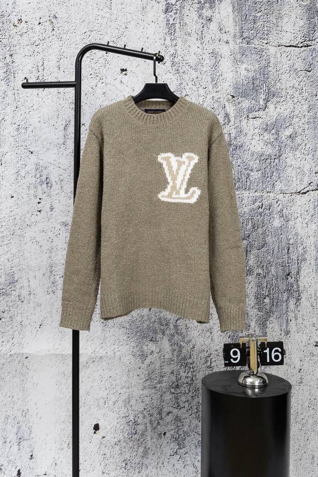 Louis Vuitton路易威登 25秋冬新款镜像双面嵌花大Logo针织毛衣 前后提花经典字母Logo All Black真的太百搭啦简简单单的好看 正反面都