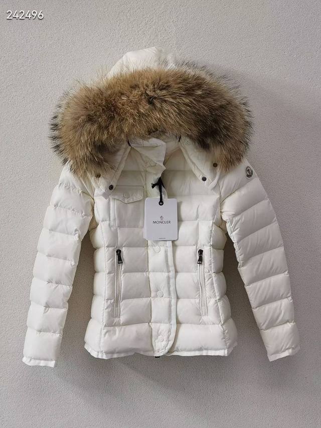 Moncler Armoise 短款修身女士羽绒服，狐狸毛，进口尼龙面料，拉链开合 黑色 白色1-2-3-4