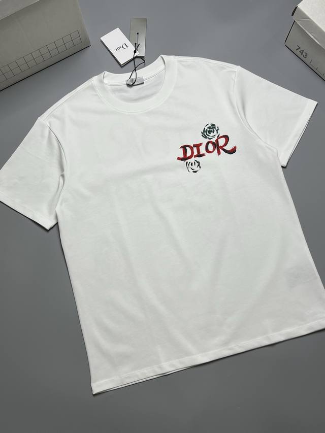 Dior 26S夏款 颜色 黑 白 尺码 S M L Xl 工艺：前后字母涂鸦印花 280G 精梳紧密棉