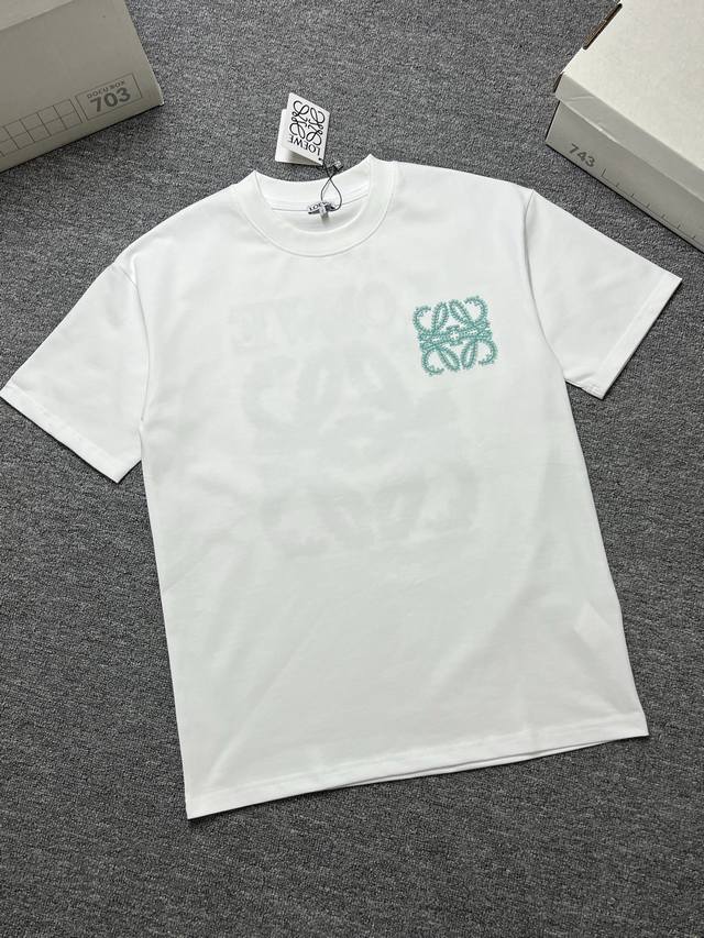 Loewe 短袖T恤 颜色：黑色 白色 工艺：前后字母绣花刺绣 尺码S-Xl B面料：300G