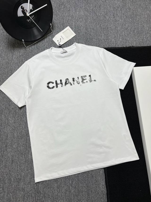 Chanel 25S夏款 颜色 黑色 白色 尺码 S M L Xl 前后绘花 280G精梳紧密棉 高品质 男女同款