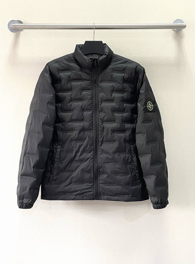 p 新国标90绒羽绒服价格p D p460三合一价格p 可拆卖 Stone Island 石头岛早春户外功能性三合一冲锋衣 早春系列 新颖款式 徒步所至 心之所