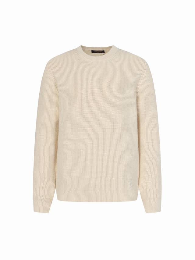 原单品质 Louis Vuitton 刺绣标识针织套头衫 面料：采用30%羊毛，20%羊绒，50%棉。混纺毛纱。该款毛料织出成品版型偏为立体，整体效果为更版正。