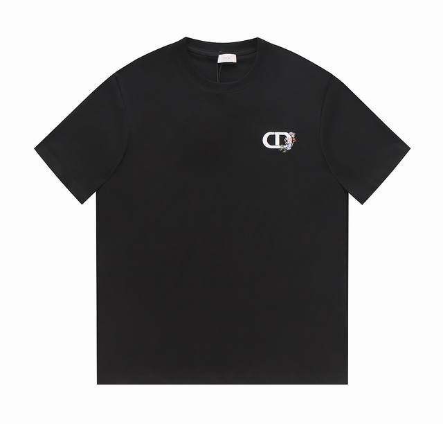 特价Xs10 特一件 商品售出 不 不退不换 没有质量问题！ Di**Or新款圆领T恤， 经典Cd刺绣Logo+花卉短袖T恤，纯棉面料，柔软亲肤细腻。做工细致，