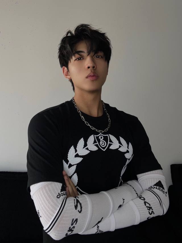 特价Xs7 S3 L1 特一件 商品售出 不 不退不换 没有质量问题！