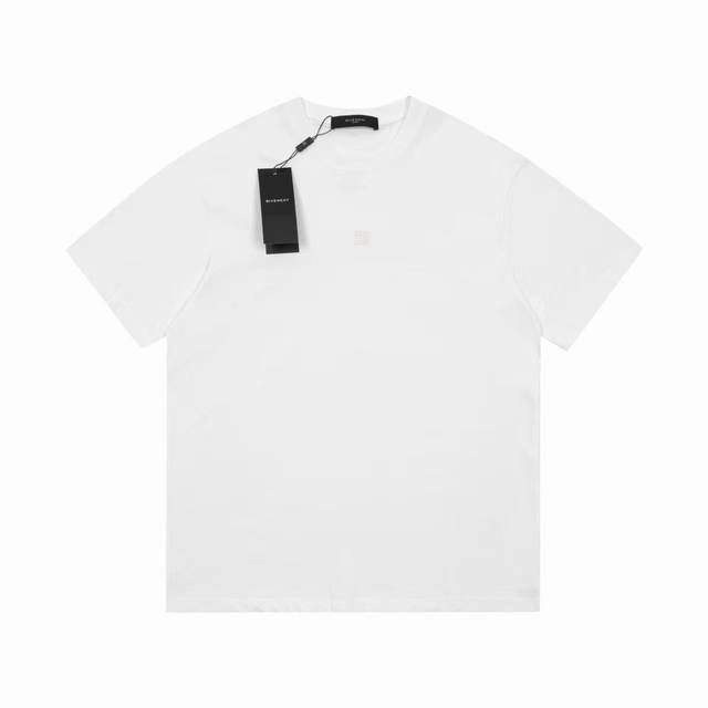 特价Xs24 特一件 商品售出 不 不退不换 没有质量问题！ Givenchy 纪梵希短T现货，胸前特殊绣花工艺使整体简约大气，纯棉面料230克左右，时尚宽松百