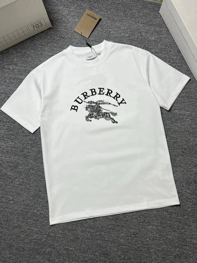 Burberry 短袖T恤 颜色：黑色白色 尺码 S-Xl 工艺：战马字母刺绣 B面料：300G