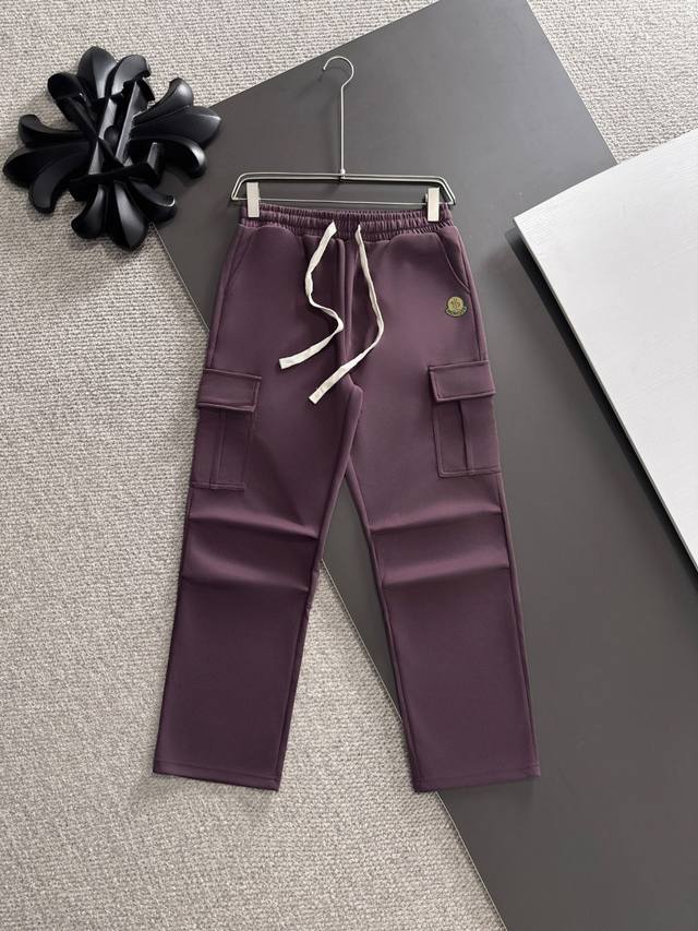 2-3天出货 Moncler 蒙口 独家首发25Ss秋冬新品高品长裤 实拍细节图随意对比 一般小作坊根本复制不了的工艺 顶级版Zp开发 独一无二的进口面料手感