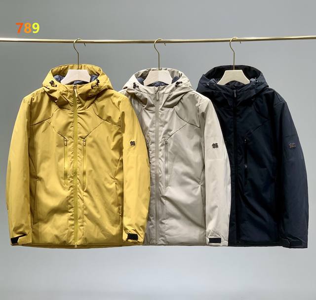 Kolon Sport可隆户外运动3L轻量保暖棉服夹克防风防泼水透湿棉衣 官W在售款3900完美单品 高货来袭，重量感非常轻但是高蓬松保暖性极好。适合运动休闲装