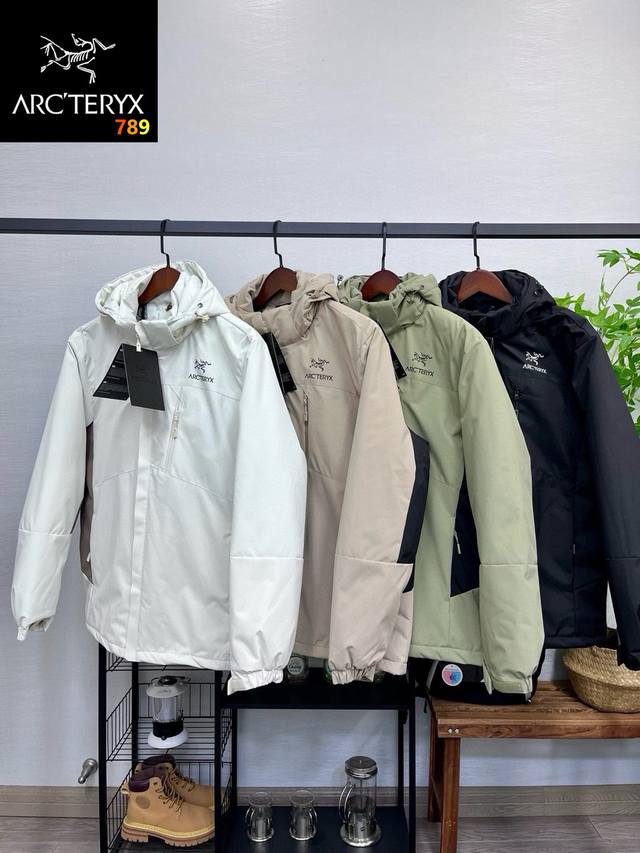 始祖鸟拼色石墨烯棉服 Arc'teryx始祖鸟石墨烯拼色棉服棉衣连帽冲锋衣外套，蓄热保暖，经典的才是永恒的经久不衰，版型宽松，随便搭配一条运动裤出门，时尚有型！