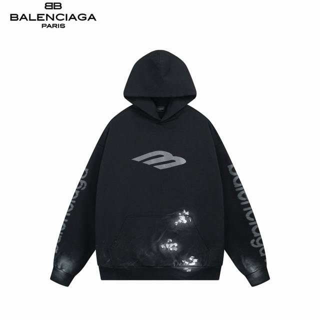 Balenciaga 巴黎世家 25Fw泥巴手绘做旧连帽卫衣 砖柜同步.区别市场通货.Yb开发.磨烂.手绘与Zp一致，面料采用巴黎Zp定织定染全棉毛圈卫衣.克重
