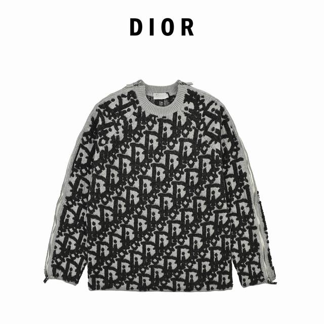 25新色毛衣 Dior 迪奥 Cd25Fw 毛巾绣提花圆领毛衣 原20,000购入，采用白色绵羊毛混纺提花面料精心制作，通体饰以凸起的经典配色 Oblique