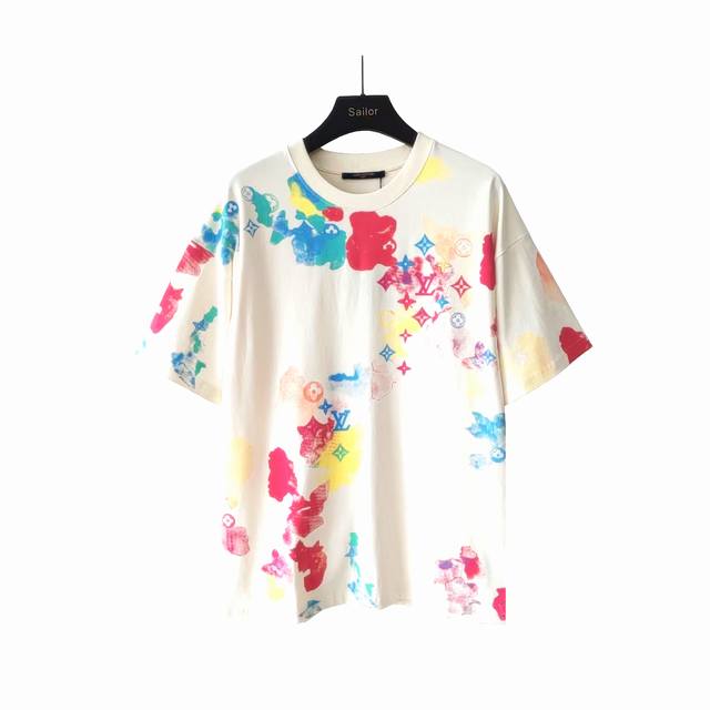 实拍细节图+尺码表 Louis Vuitton 路易威登 多彩字母满印短袖T桖 升级原版面料 官方同款 短袖T恤 定制 300克手感非常舒服 春夏最新砖柜同步