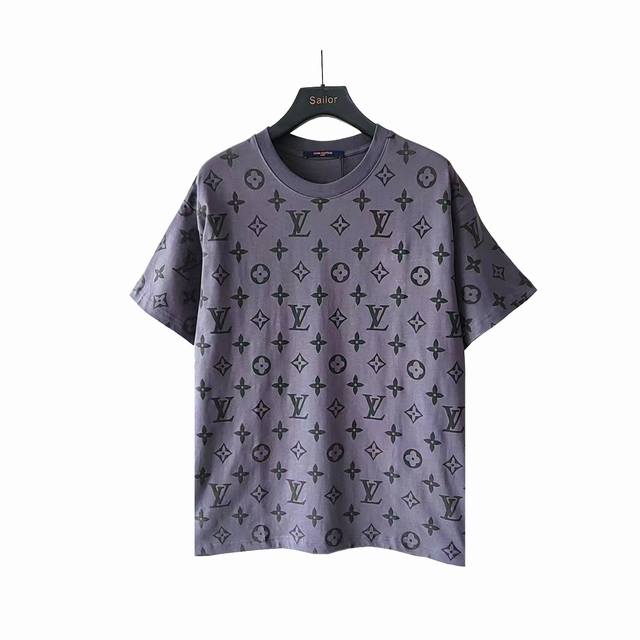 实拍细节图+尺码表 Louis Vuitton路易威登 满印植绒老花字母Logo短袖T恤 定制310G双纱纯棉面料 严禁机洗，只能手洗，花型处采用进口绒才能体现