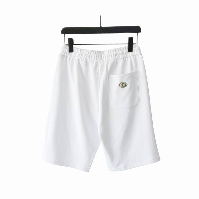 实拍细节图+细节图 Gucci 古驰 四色牙刷绣字母Logo 后口袋红绿双G字母刺绣短裤 男女日常通勤穿搭必备 休闲短裤 定制毛圈面料 松紧+抽绳可调节裤腰 腰