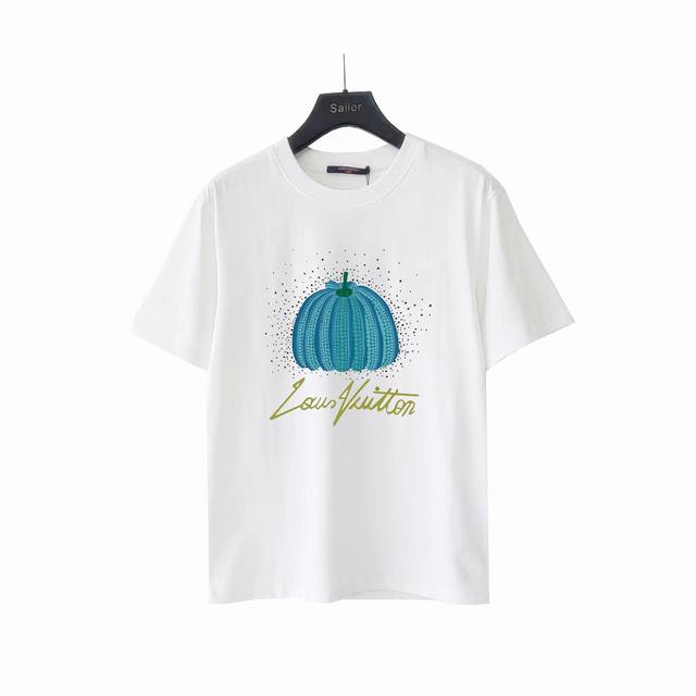 实拍细节图+尺码表 Louis Vuitton 路易 登威 胸前南瓜印花短袖T恤 Lv 官方同款 年春夏新款 重工印花 原版进口定制260克纯棉 高密度螺纹同缸
