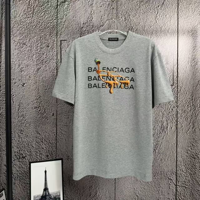 巴黎 2026春夏新款短袖T恤 重磅纯棉浮雕硅胶个性款 颜色：白色 粉色 黄色 灰色 码数：S M L Xl Xxl