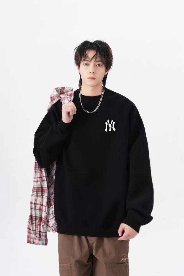 供 重磅刺绣！ 另外有加绒版本+10 洋基队 Mlb基础款圆领卫衣 情侣款 面料采用华棉面料 质量简直就是这个面料舒适绿色环保健康！卖的放心穿得安心！进口机器印