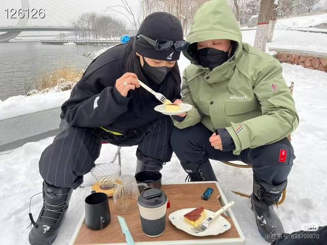 新款上新 模特图 顶级版本 Moncle蒙口复古机能工装鹅绒羽绒服 蒙口 顶级原版秋冬最新款官网同步款羽绒服！ 专柜在售 简洁大方百搭登山系列羽绒服，全球订单流