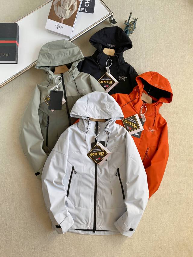 新款上新 实拍图 高品质 轻量硬壳户外冲锋衣！Arc'teryx叽叽叽羽绒内胆三合一冲锋衣！Arc'teryx始祖鸟 Sawyer Hoody 防风 羽绒服两件