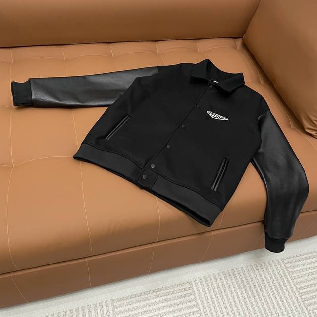 Stussy 斯图斯 棒球服夹克外套 男女同款 订购原版开模 历时一个月终于出货了，简直太爱了 上身真的超级帅。抖音某博主讲今年Lv新出的会成为未来的趋势，随意