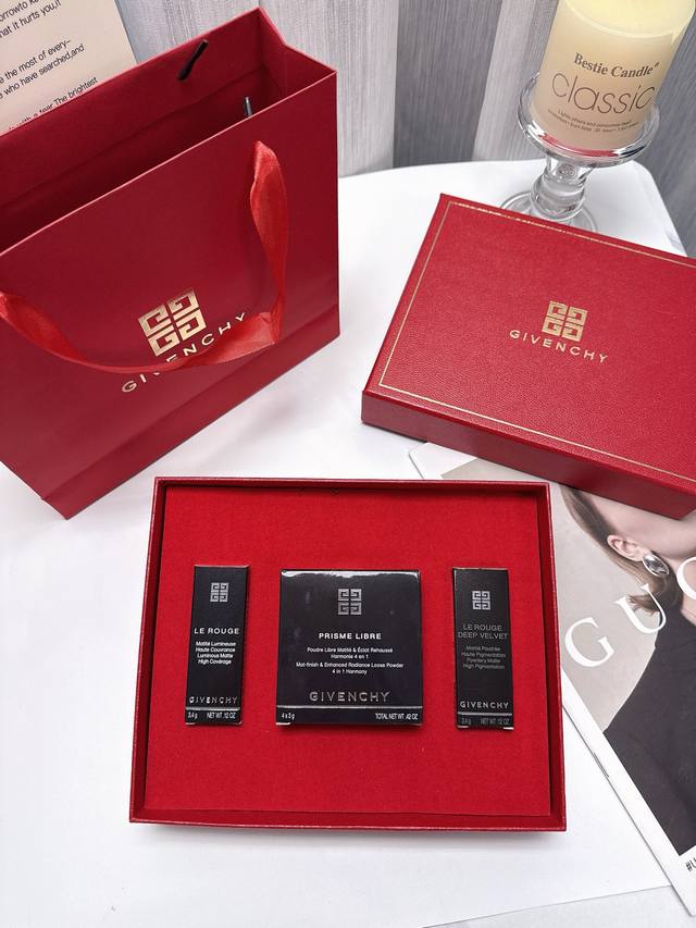 特价： 纪梵希九宫格散粉三件套 配手提袋 纪梵希丝绒口红散粉3件套无手提袋纪梵希的丝绒外壳太太太美了 超有质感 冲包装 都要入手 内含红丝绒口红N37333是最