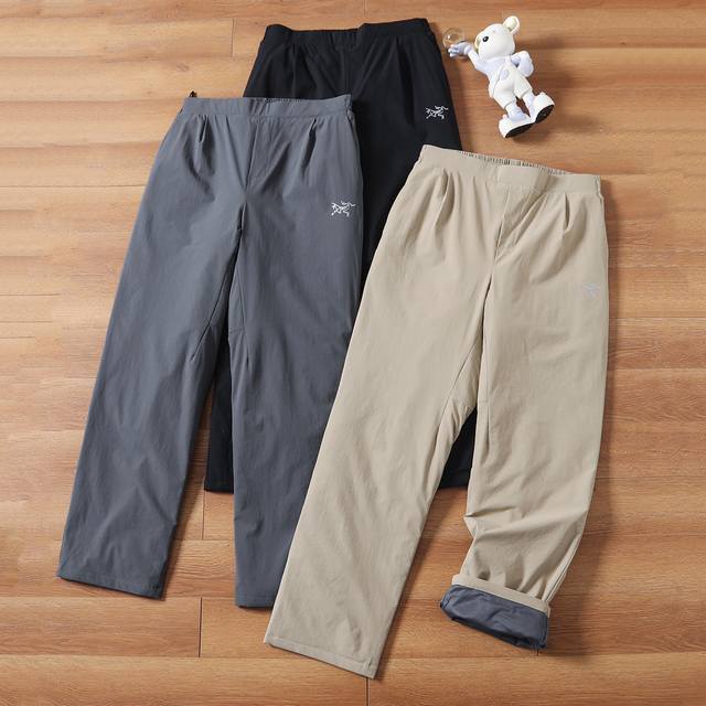 羽绒裤 Arc'teryx 始祖鸟男士Training系列防风防泼水羽绒长裤冬季新品 采用高品质运动属性Gore-Tex高密梭织面料制成的运动休闲羽绒裤长裤。面