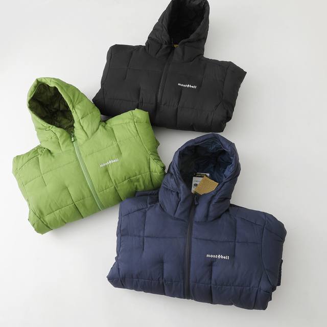 Montbell美山网红800蓬连帽羽绒服 。货号1101673热门官网断货王。白鸭绒填充双面防跑绒处理面料零跑绒钻绒。 面料定织定染定制全系辅料。实物更惊艳上