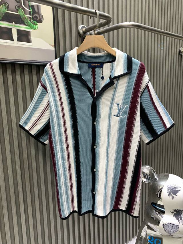 Louis Vuitton路易威登 1V 拼色条纹针织 原版15900购入开发 定染32支双股精梳棉纱 采用进口德国 Stoll 7针织机定染纱线 毛料提花 进