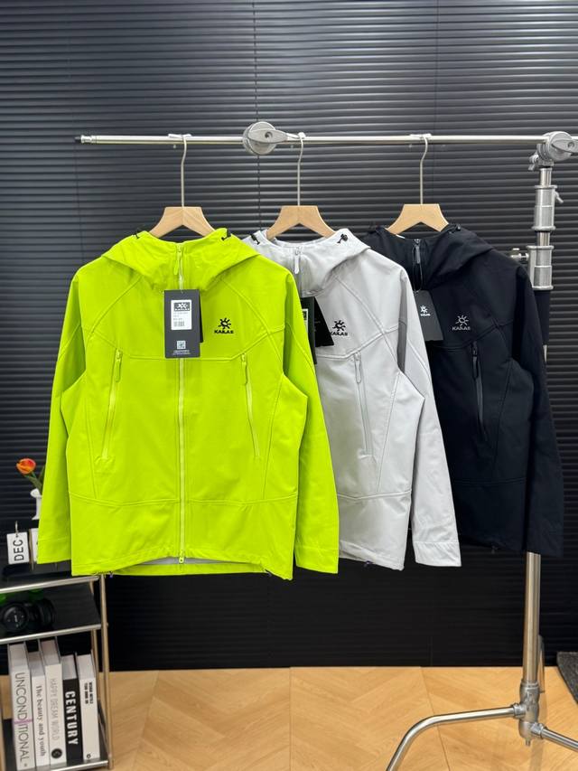 供 控价230 Kailas 凯乐石博格达Lt绣花户外软壳连帽冲锋衣登山透气防风防水软壳冲锋衣 凯乐石全新软壳冲锋衣夹克，Lt户外防水软壳向导级冲B1101锋衣