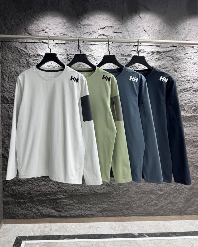 供 航海风格，户外必备 1在这个春意盎然的季节，Helly Hansen 2025款户外圆领印花长袖T恤，带你开启一段全新的户外探险之旅。无论是户外运动还是日常