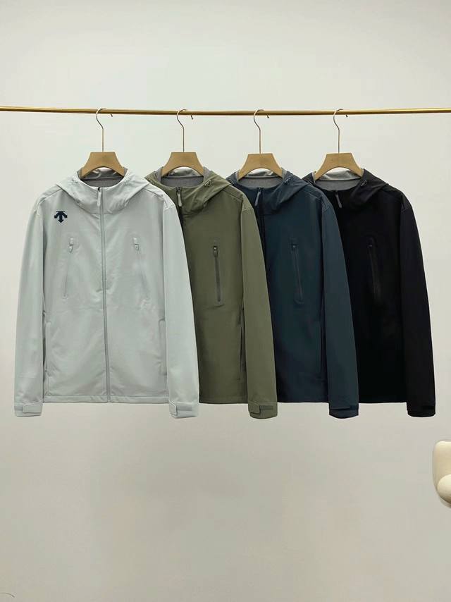 Descente 迪桑特秋季户外连帽冲锋衣！ 户外老炮儿和手感党千万别错过！今天必须给大家分享这款我最近挖到的宝藏户外冲锋衣，迪桑特同款平替，性价比简直逆天！