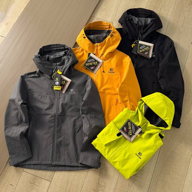 凯乐石Sabre Jacket滑雪软壳系列刺绣Logo！立体剪裁 户外运动日常通勤情侣软壳外套 卖点： 凯乐石Sabre Jacket滑雪软壳系列 户外冲锋衣采