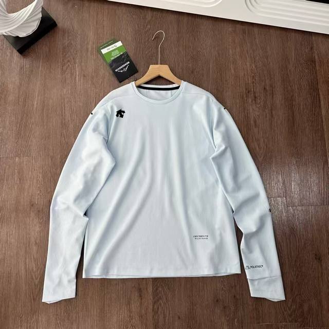 供 控 顶级版本 专柜同步 Descente迪桑特Running系列跑步运动健身男士长袖针织衫早春新品 面料采用 克典雅棉婴幼针织一等品抗静电耐洗色牢度高不起球
