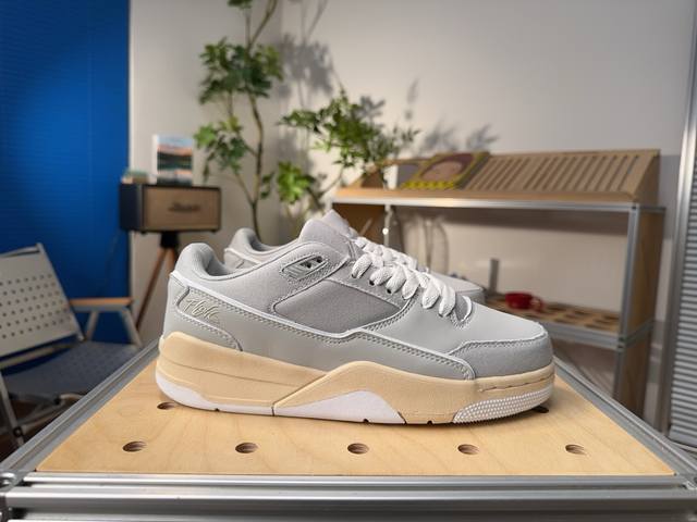 Jordan Flight Court 合舒适百搭 减震透气 复古篮球鞋 尺码：36 36.5 37.5 38 38.5 39 40 40.5 41 42 42