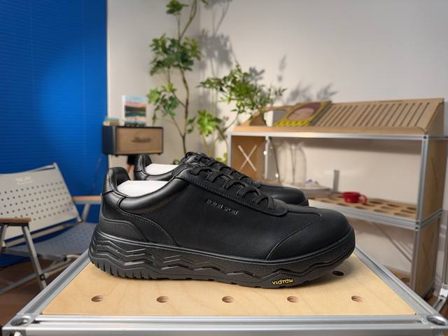 可隆Kolon Sport Court 通勤商务 生活休闲鞋 尺码：40-45