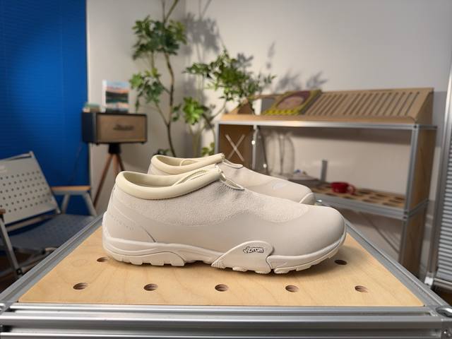 New Balance Tds Mt10T V1 百搭时尚 耐磨 低帮 生活休闲鞋 男女同款 白色 尺码：36 37 37.5 38 38.5 39.5 40